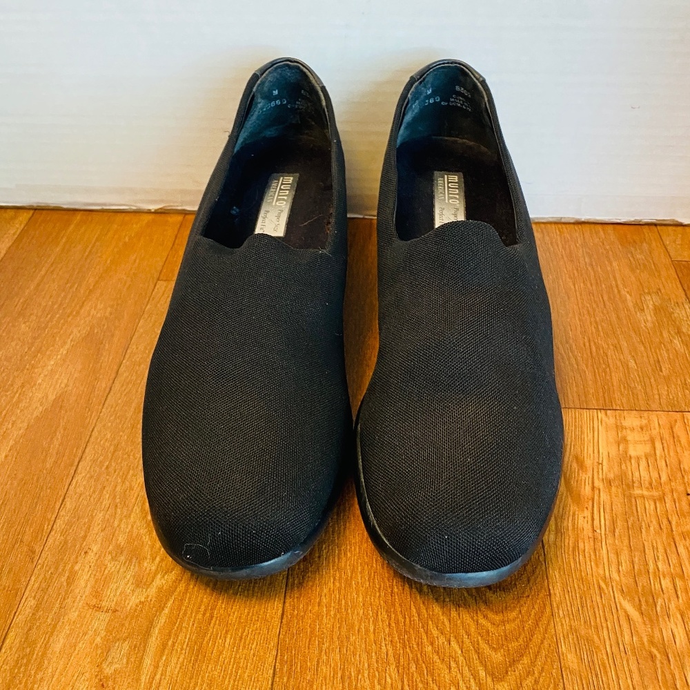 NWOB, Munro Womens Black Wedges, 10M.